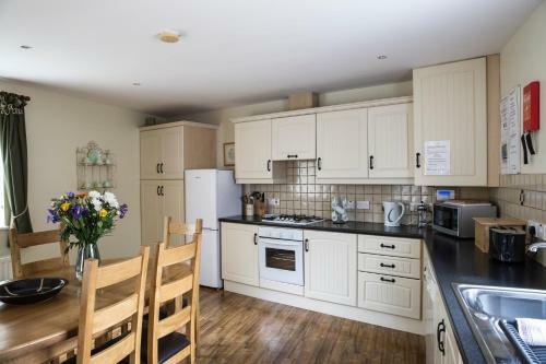 Hostal Ballycanal Moira- Guest House And Self-catering