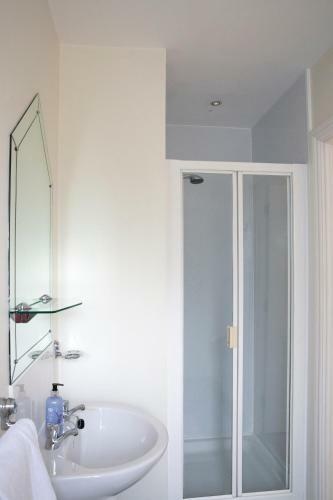Hostal Ballycanal Moira- Guest House And Self-catering