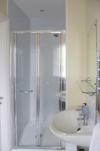 Hostal Ballycanal Moira- Guest House And Self-catering