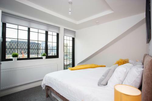 Apartamento Oakstays - Bright, Spacious Gem