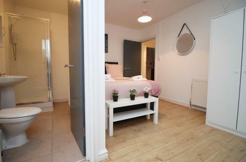 Chepstow House Apartment 1 By Staybc