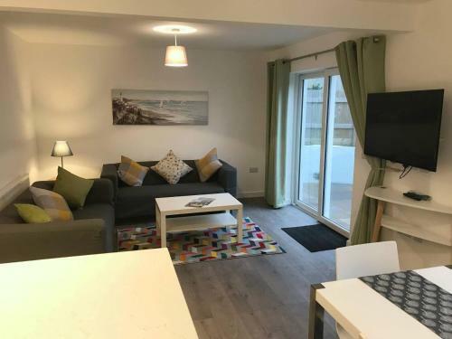 Cornish Home Near Beach And Newquay Town