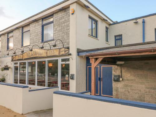 Porth Beach House