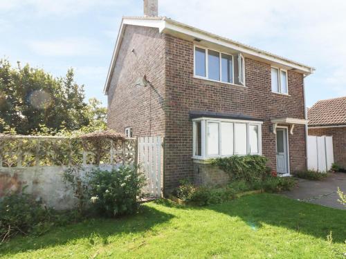 18 Polvella Close