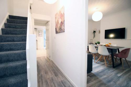 St Woolos Lodge By Staybc