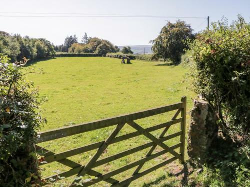 Cromlech Cottage