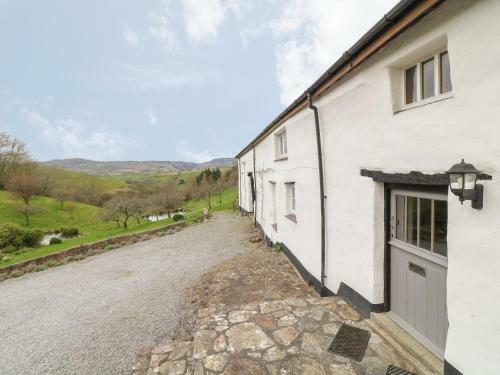 Ruggadon Farm Cottage