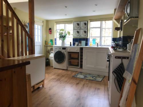 Cute 2 Bed Cottage In Newton Ferrers Devon