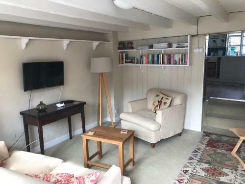 Cute 2 Bed Cottage In Newton Ferrers Devon