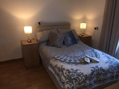 Immaculate Relaxing 2 Bed House To Enjoy