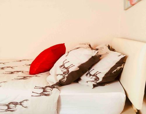 Nottingham Jireh Villa, City Center, Parking