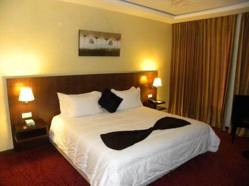 Hotel Rive H�tel