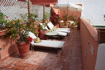 Riad Dar Zouhour