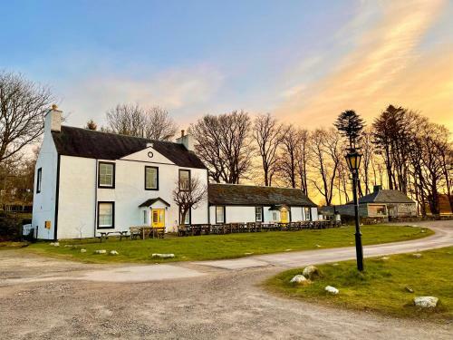 Musselshell Lodge