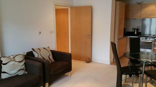 Luxury Holiday Rental - Oxford Apartment Cental - Jericho Riverfront