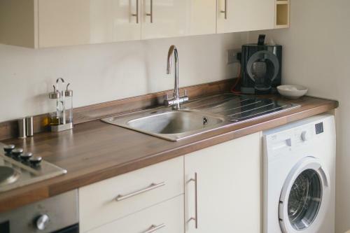 Saint Luke's Apartments By Paym�n Club