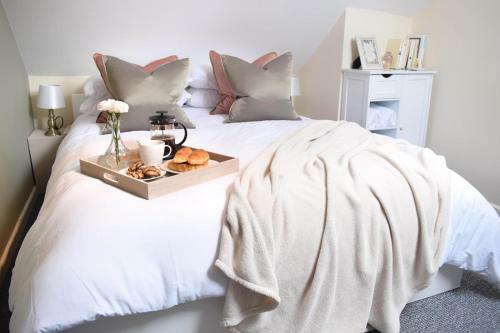 2 Bedroom House Oxford Hosted By Inviting Interiors