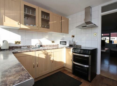 Lovely Two Bed Oxford House With Free Parking