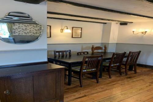 Hotel Ye Olde Mustard Pot