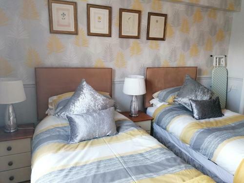 Ty Cambrian Studio Apartments