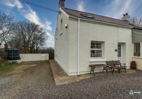 1 Lambston Cottage