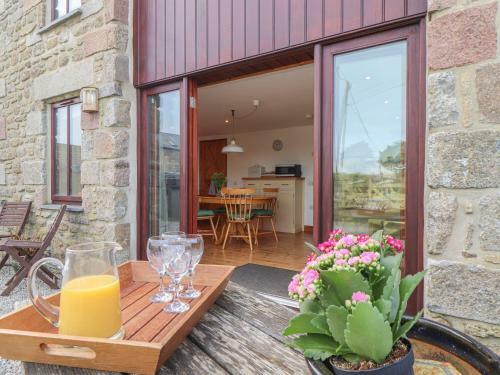 The Honeypot Cottage
