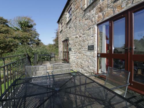 Valley Cottage