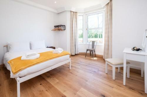 Birch ? Three Tuns Apartments