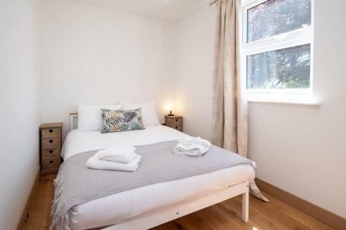 Three Tuns Apartments - Hazel