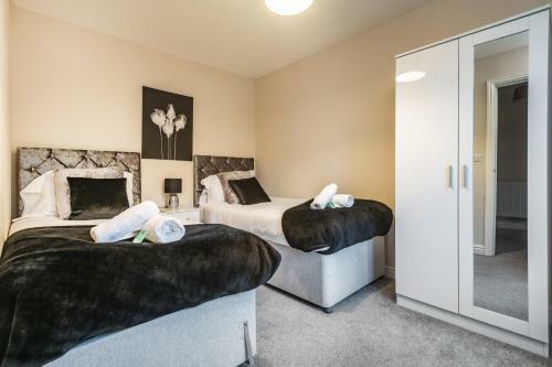 Apartamento Large Contractor House - Free Parking By Comfyworkers