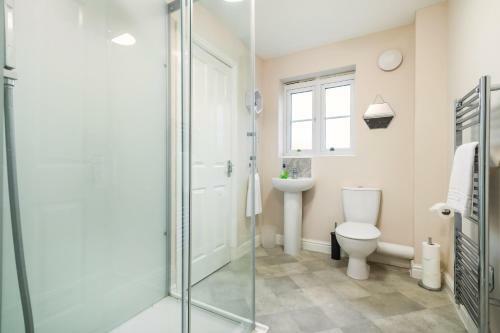 Apartamento Large Contractor House - Free Parking By Comfyworkers