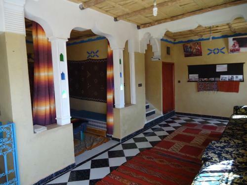 Hostal Guest House Tissili