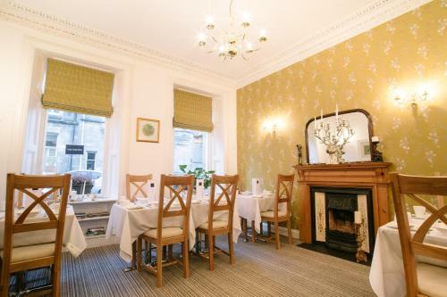 Hostal Annandale Guest House