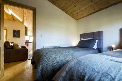 Villa Laurel Lodge - 2 Bedroom Log Cabin - St Florence