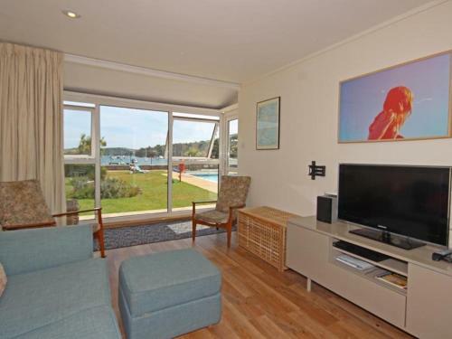 1 The Salcombe