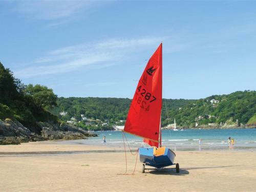 1 The Salcombe