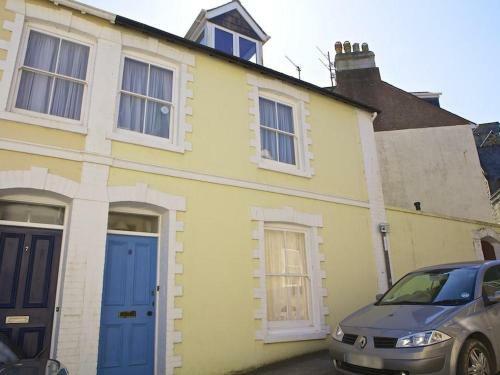 8 Church Street