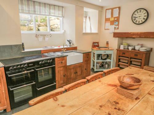 Salmon Cottage
