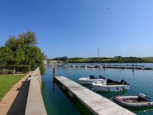 3 The Salcombe