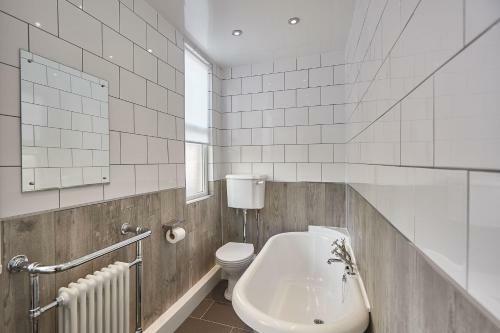 Groveside Apartment