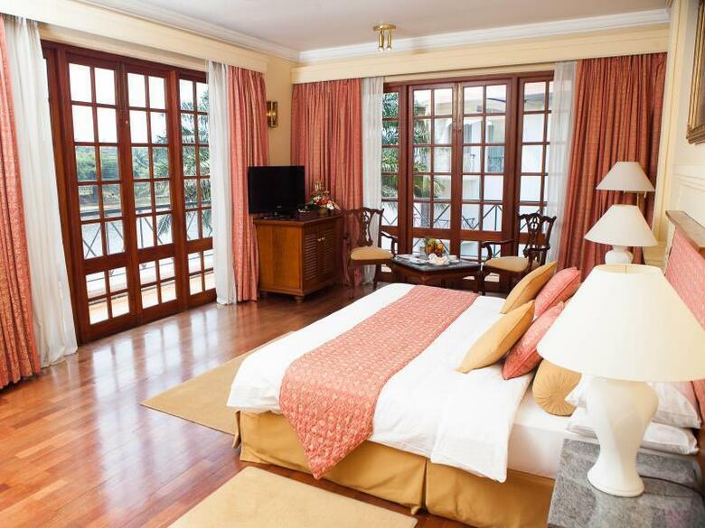 Hotel Mahaweli Reach