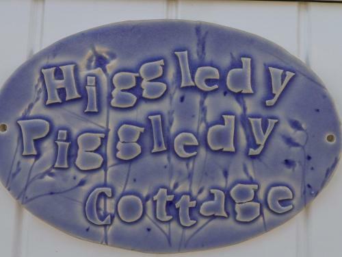 Higgledy Piggledy Cottage
