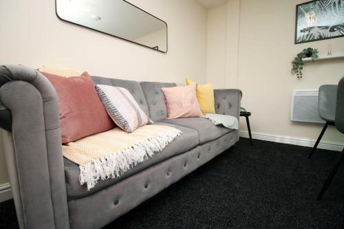 Masonic Heights Apartment 27