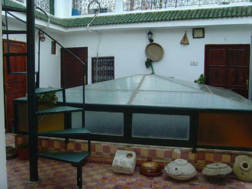 Hostal La Colombe Blanche