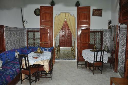 Hostal La Colombe Blanche
