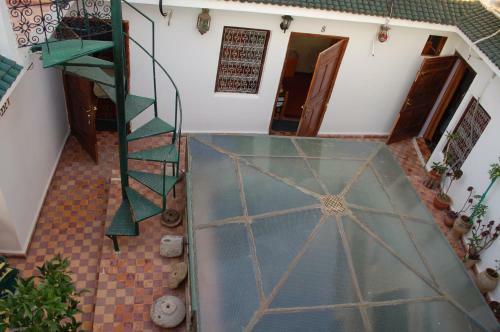 Hostal La Colombe Blanche
