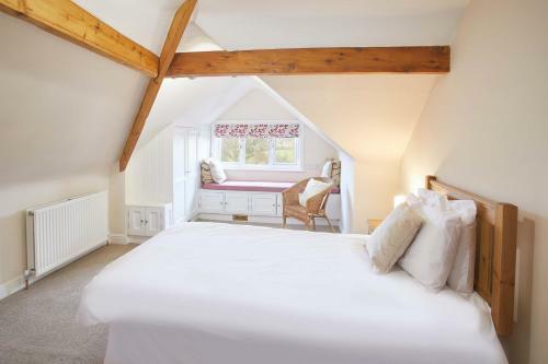 Brook Villa
