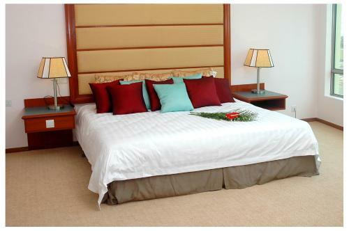 Oriental Crystal Hotel