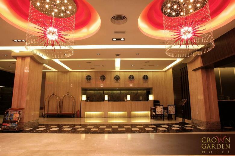 Crown Garden Hotel
