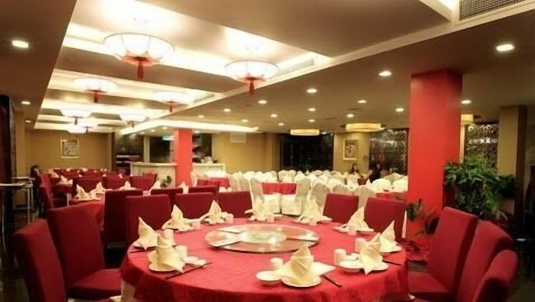 Crown Garden Hotel